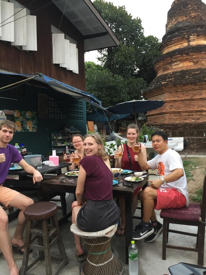 Tiger House Hostel (Adults Only) Chiang Mai Exterior photo