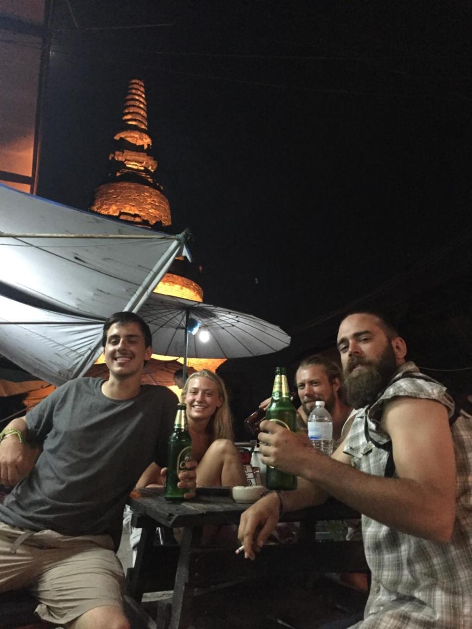 Tiger House Hostel (Adults Only) Chiang Mai Exterior photo